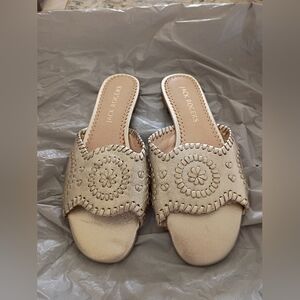 Jack Rogers Gorgeous Soft Gold Slide Sandals Never Worn 9